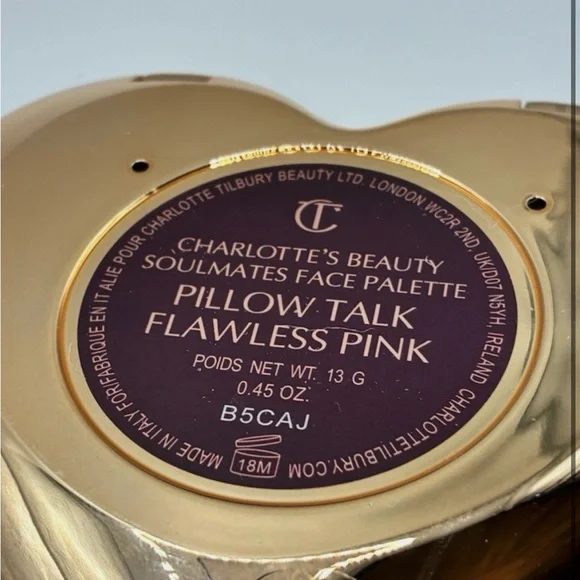 Charlotte, Tilbury, beauty, soulmate’s face, palette PILLOWTALK flawless pink - Picture 8 of 11
